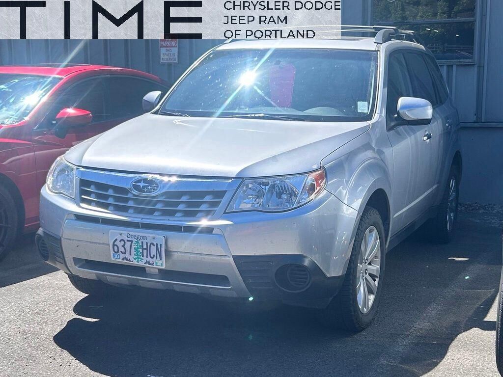 2012 SUBARU Forester