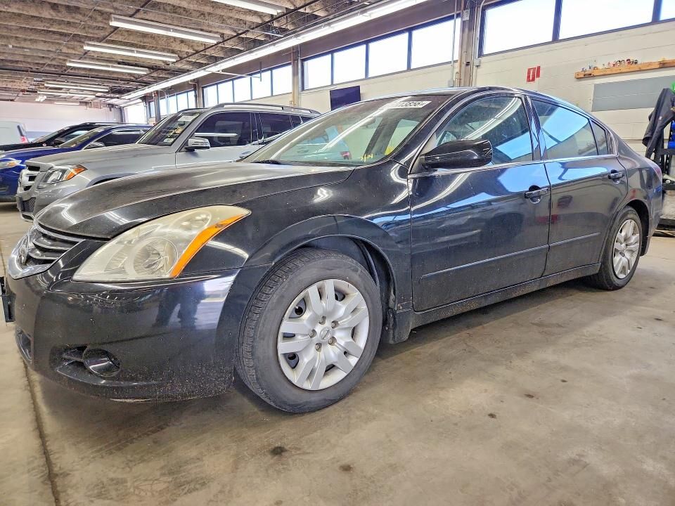 2012 NISSAN Altima