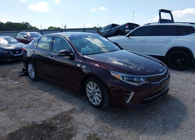 2019 KIA Optima