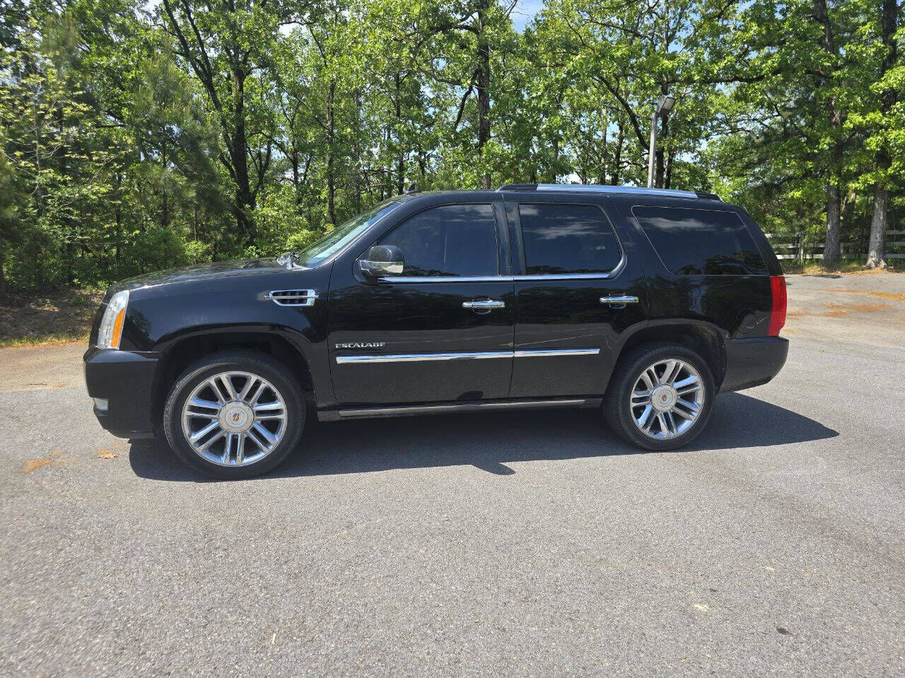 2012 CADILLAC Escalade