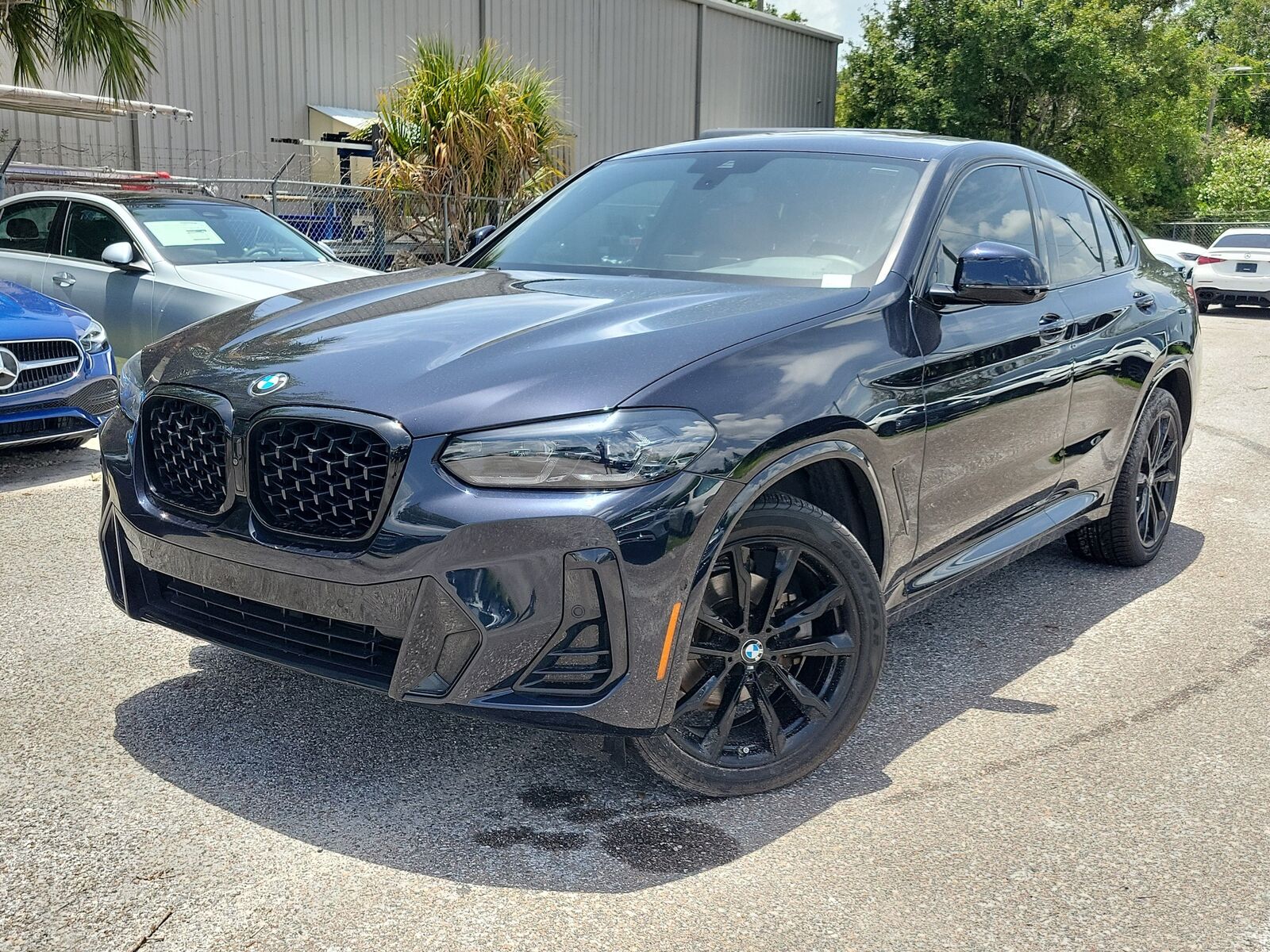 2025 BMW X4