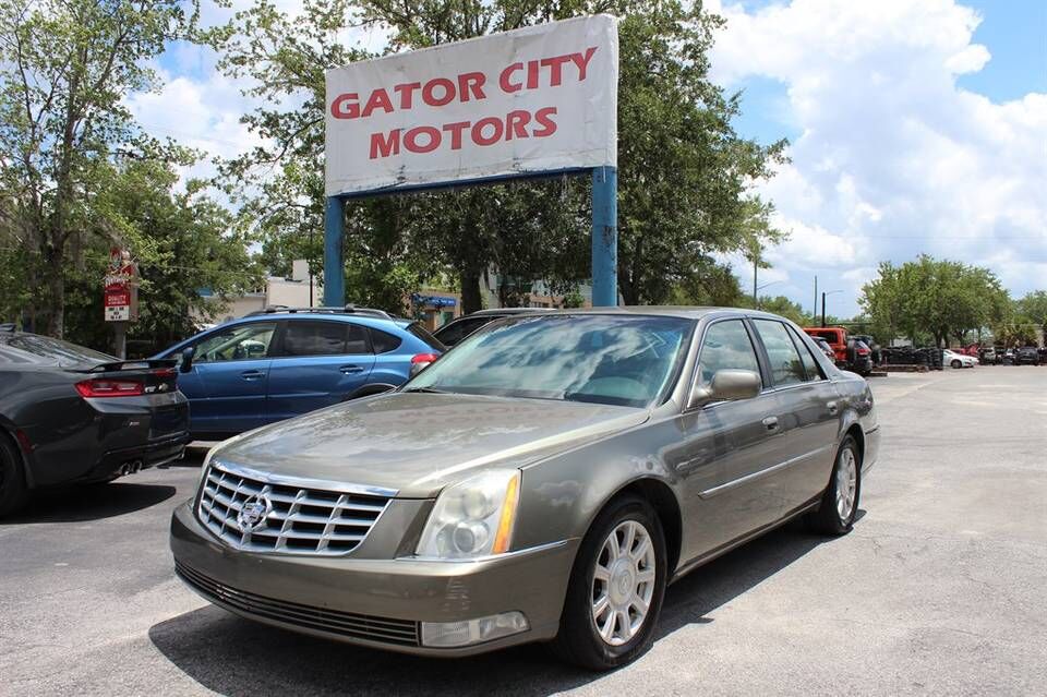 2010 CADILLAC DTS