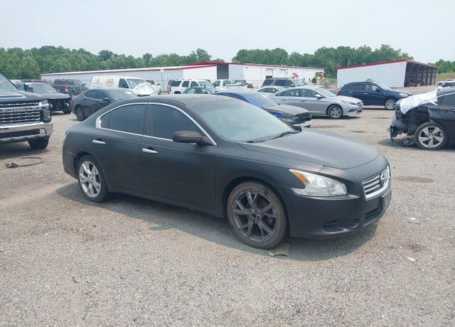 2012 NISSAN Maxima