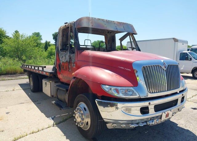 2002 INTERNATIONAL MA025