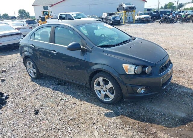 2014 CHEVROLET Sonic