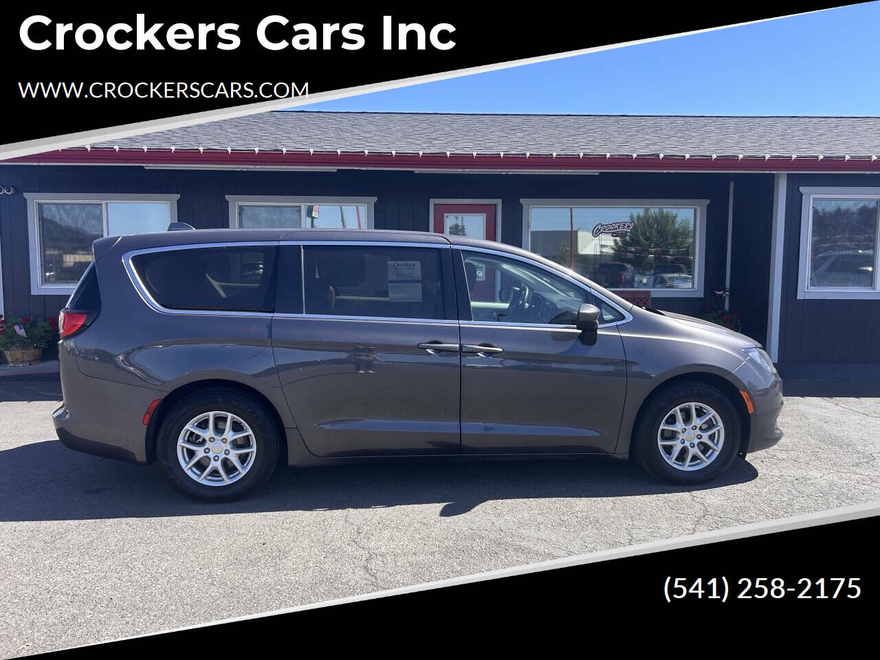 2020 CHRYSLER Voyager