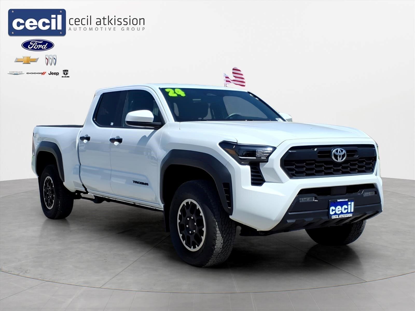 2024 TOYOTA Tacoma