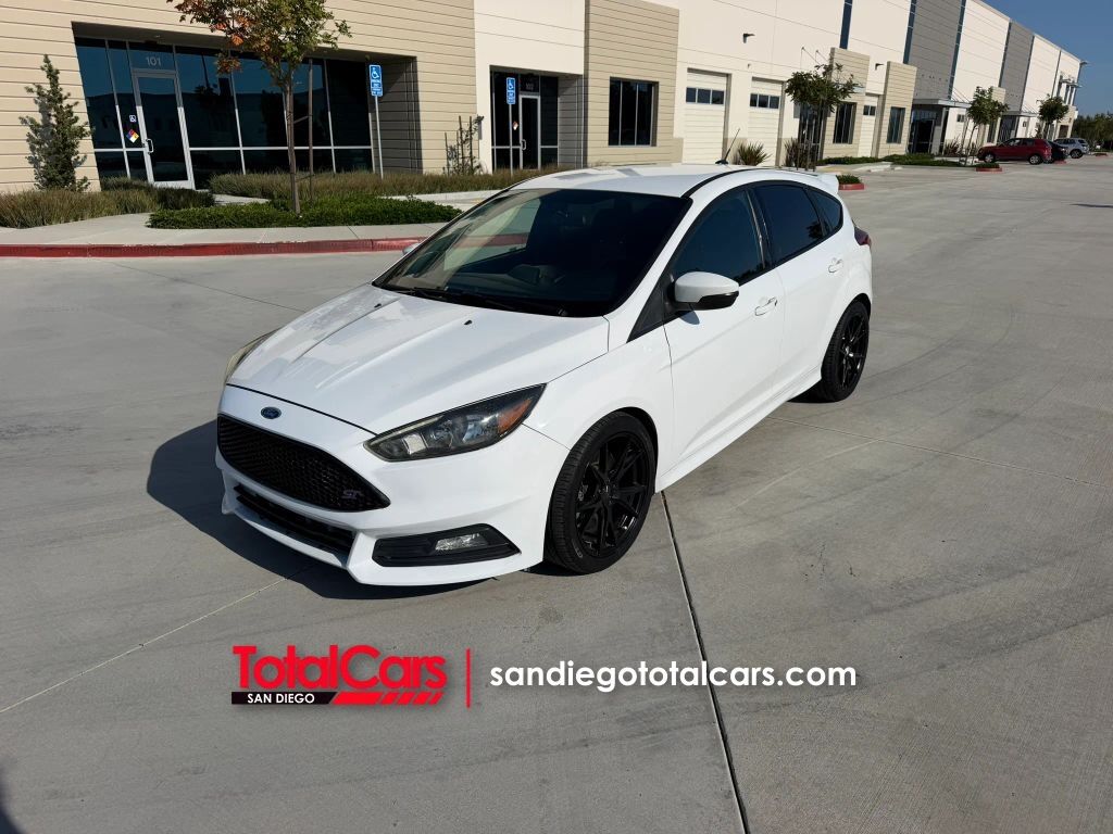 2016 FORD Focus