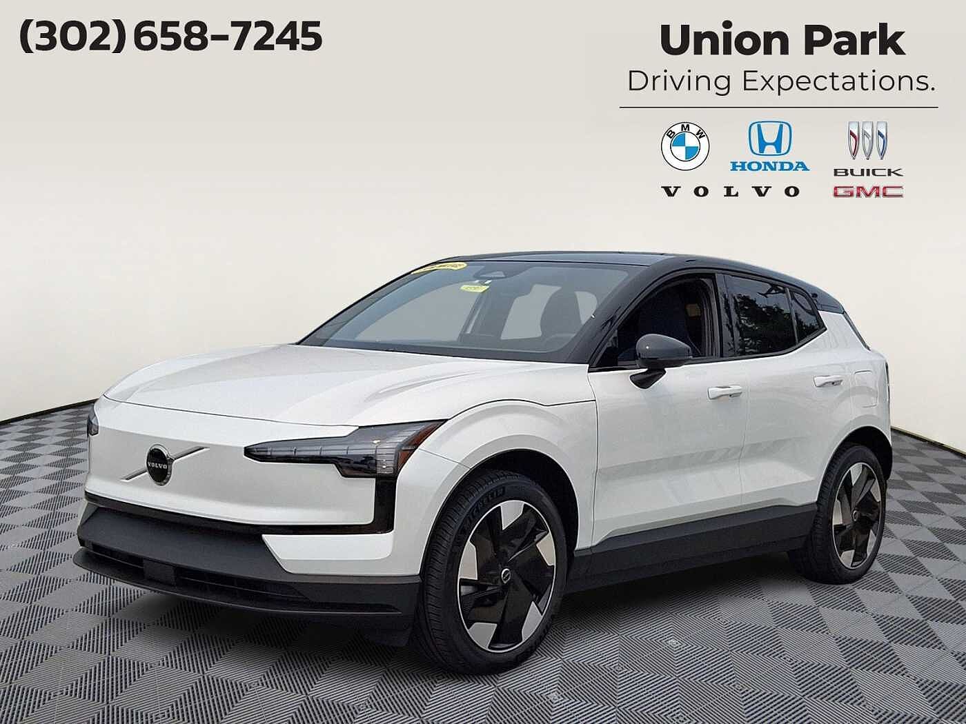 2025 VOLVO EX30