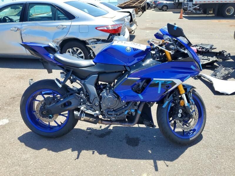 2025 YAMAHA YZF
