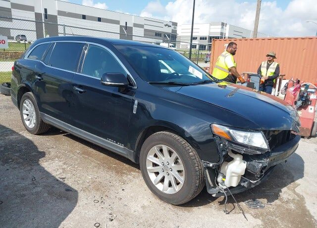 2018 LINCOLN MKT