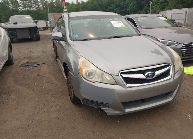 2011 SUBARU Legacy