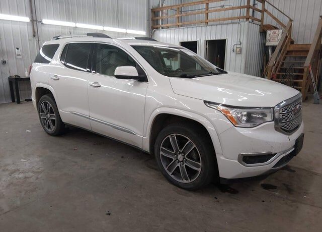 2017 GMC Acadia