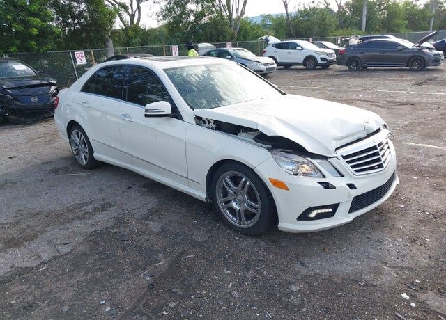 2010 MERCEDES-BENZ E-Class
