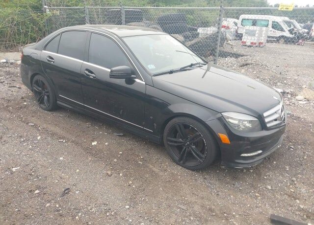 2011 MERCEDES-BENZ C-Class