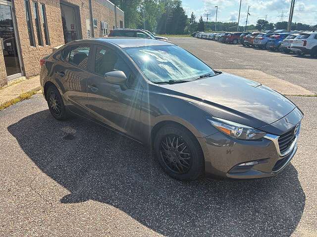 2018 MAZDA Mazda3