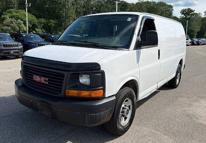 2010 GMC Savana