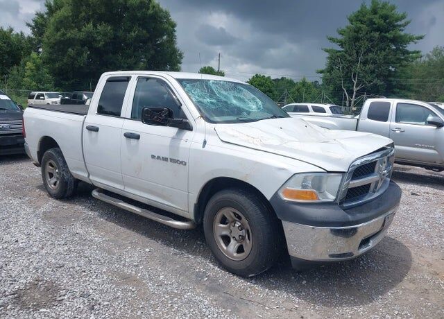 2011 DODGE Ram