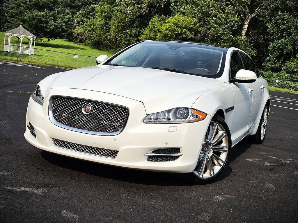 2015 JAGUAR XJ