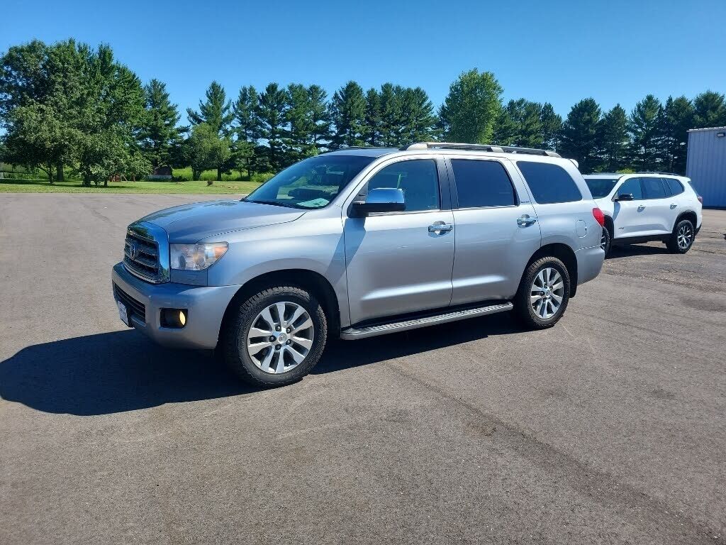 2017 TOYOTA Sequoia