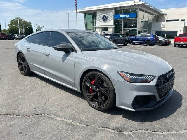 2025 AUDI S7