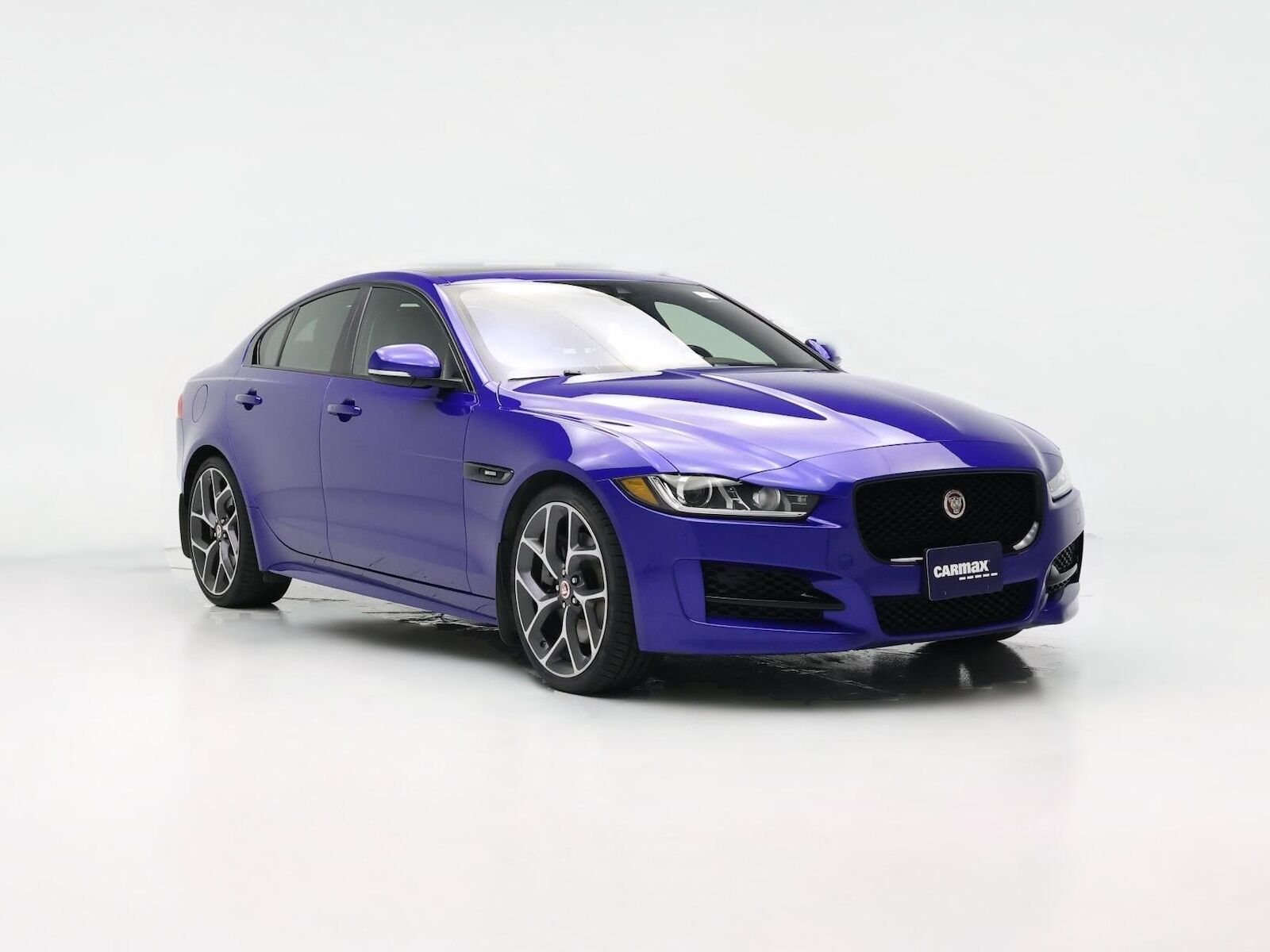 2017 JAGUAR XE
