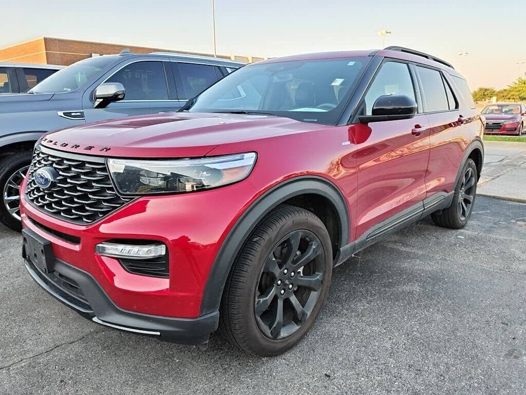 2023 FORD Explorer