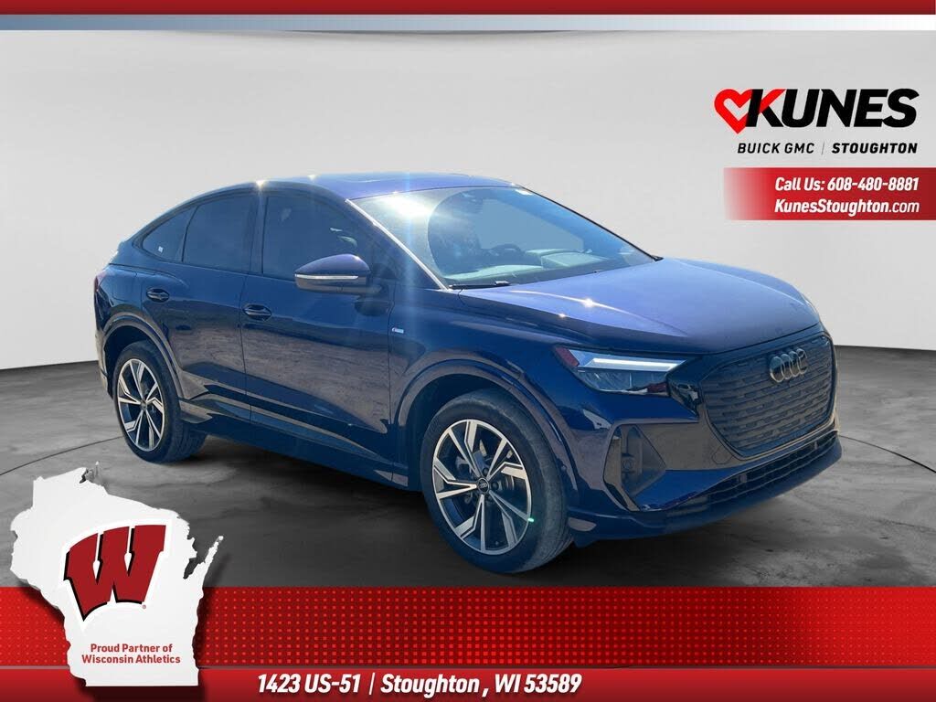 2023 AUDI Q4
