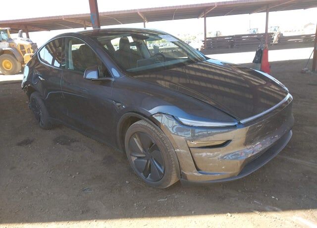 2026 TESLA Model Y