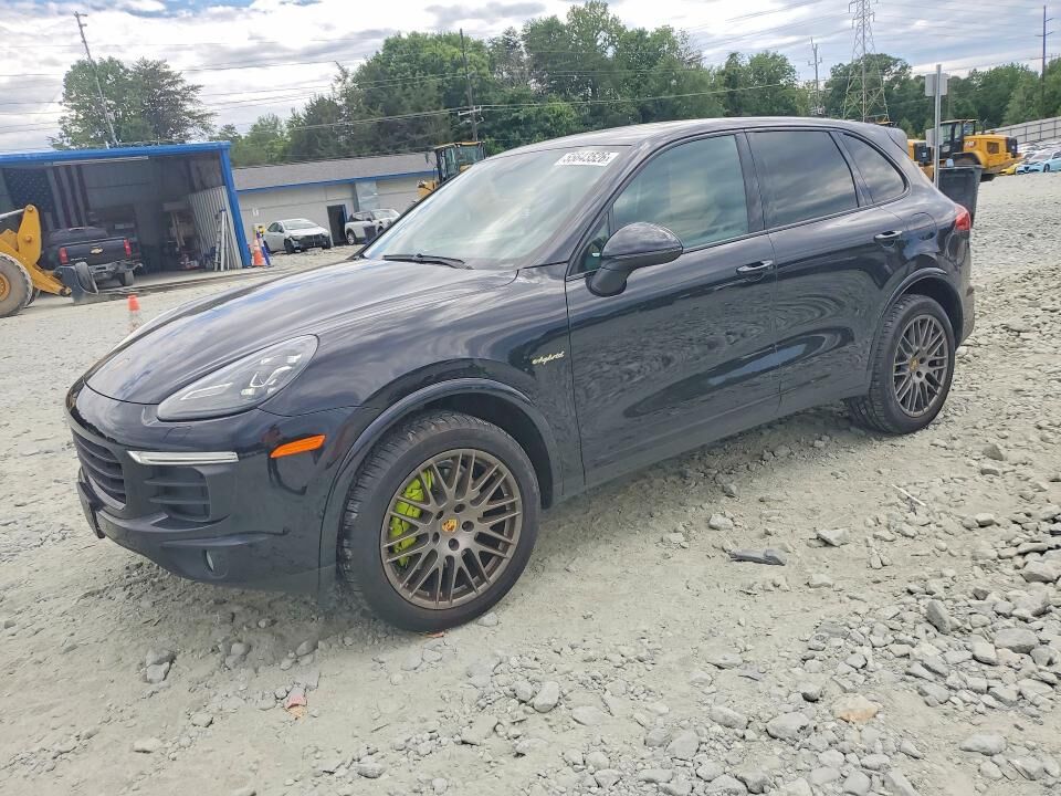 2018 PORSCHE Cayenne