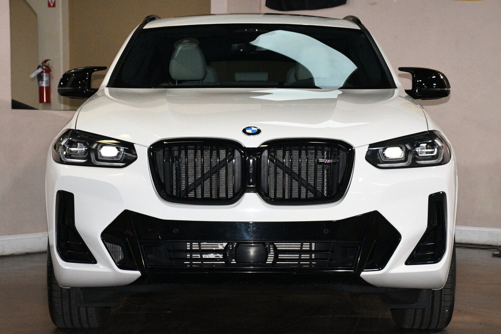 2023 BMW X4