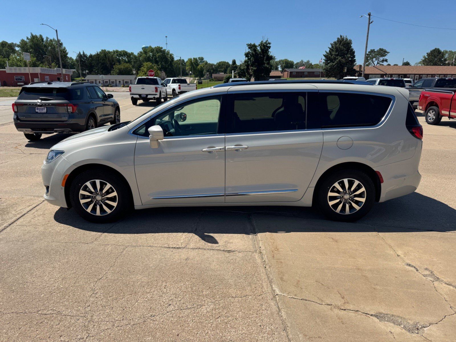 2020 CHRYSLER Pacifica