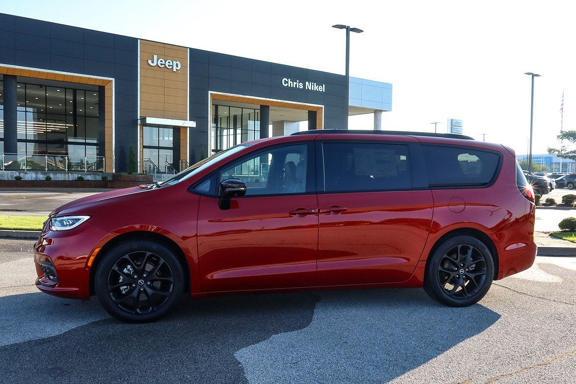 2026 CHRYSLER Pacifica