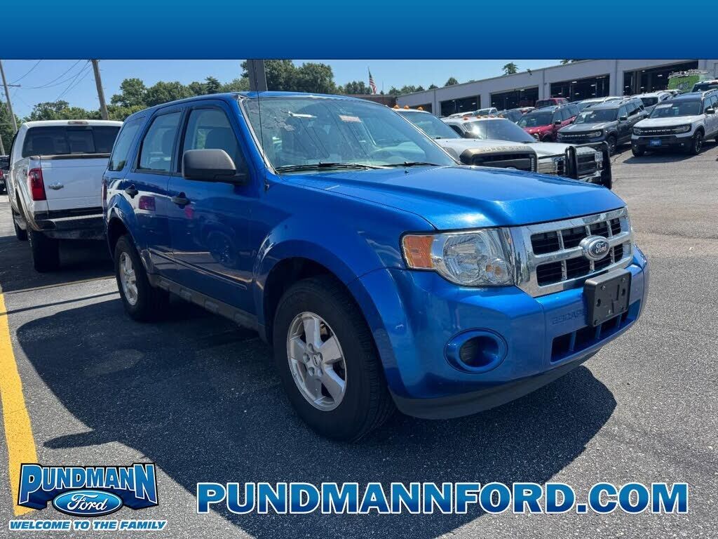 2011 FORD Escape