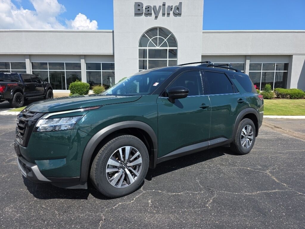 2023 NISSAN Pathfinder