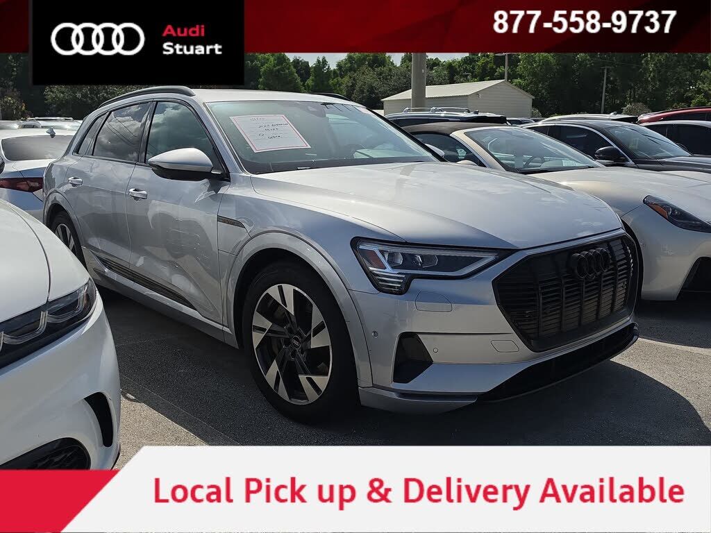 2022 AUDI e-tron