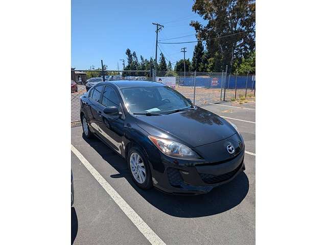2013 MAZDA Mazda3