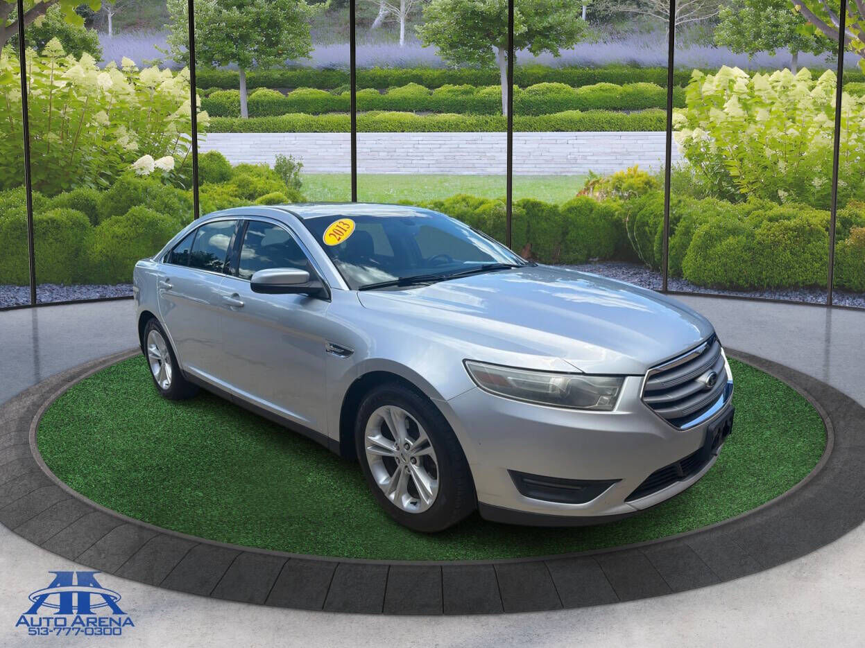 2013 FORD Taurus