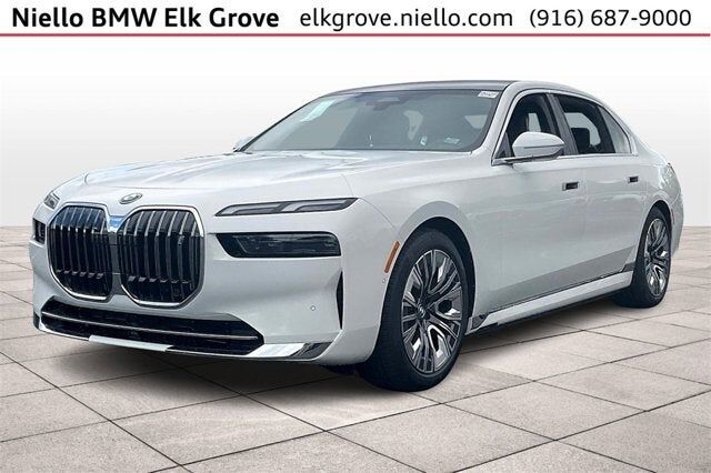 2025 BMW i7