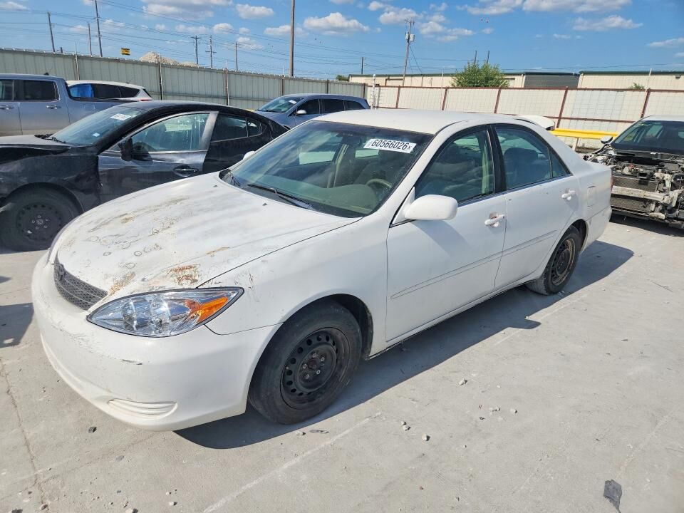 2004 TOYOTA Camry