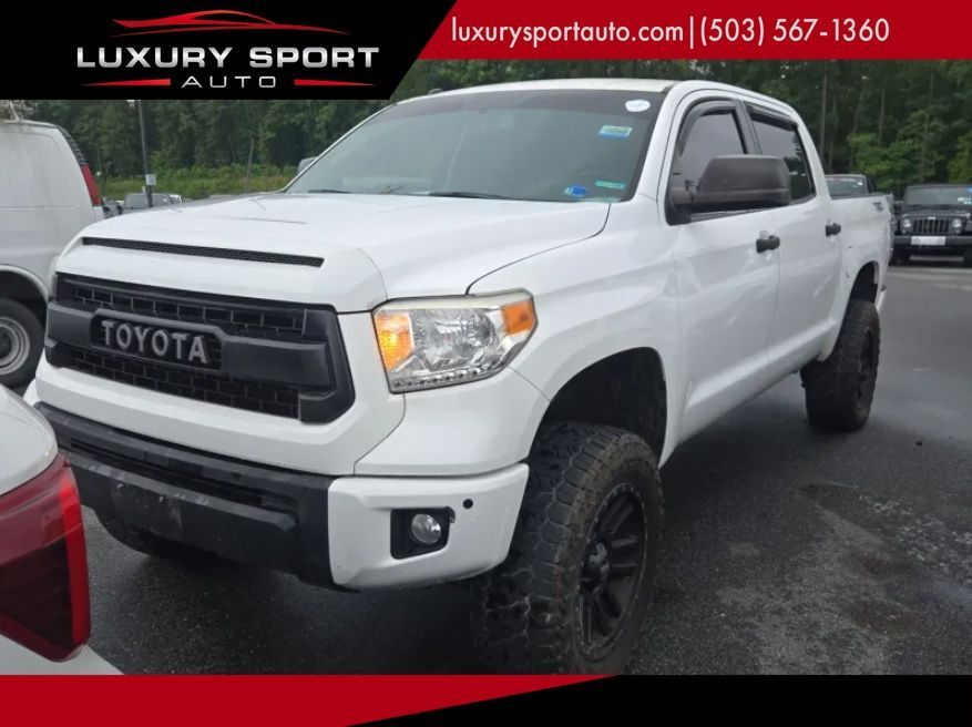 2016 TOYOTA Tundra
