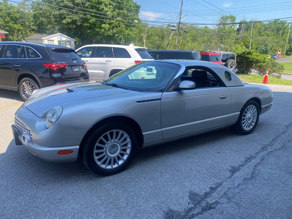 2004 FORD Thunderbird
