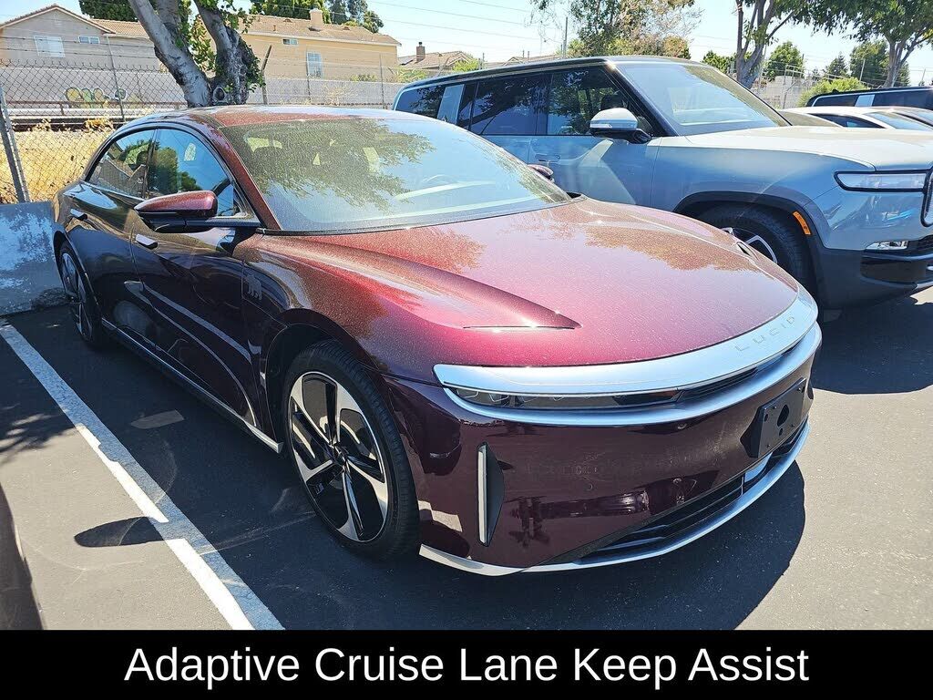 2025 LUCID Air