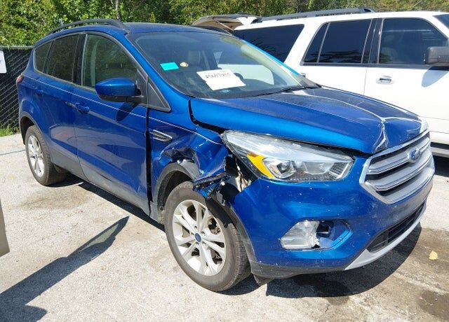 2017 FORD Escape