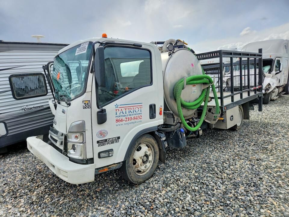 2024 ISUZU NRR