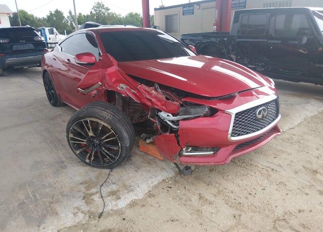 2017 INFINITI Q60