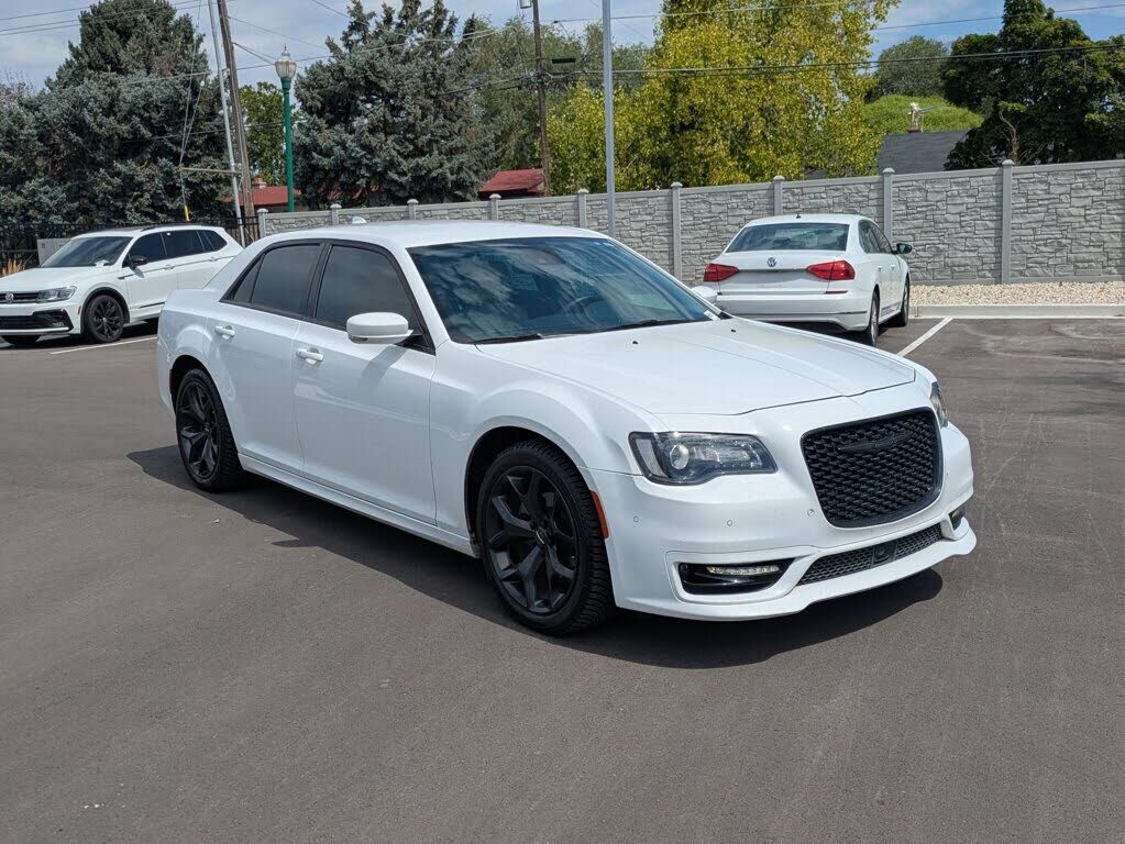 2023 CHRYSLER 300