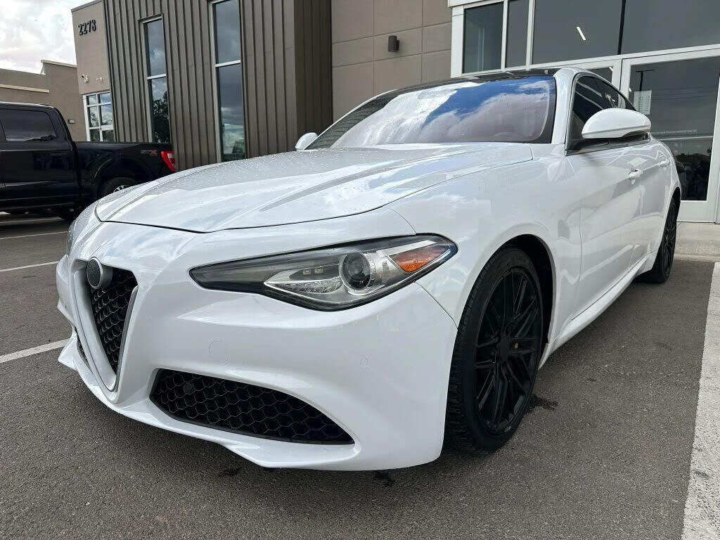 2017 ALFA ROMEO Giulia