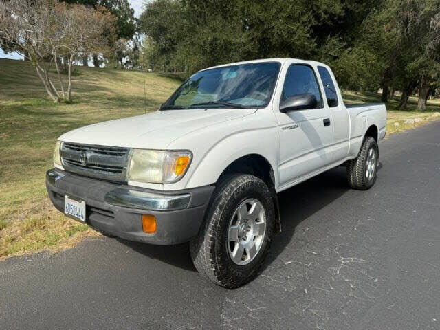2000 TOYOTA Tacoma