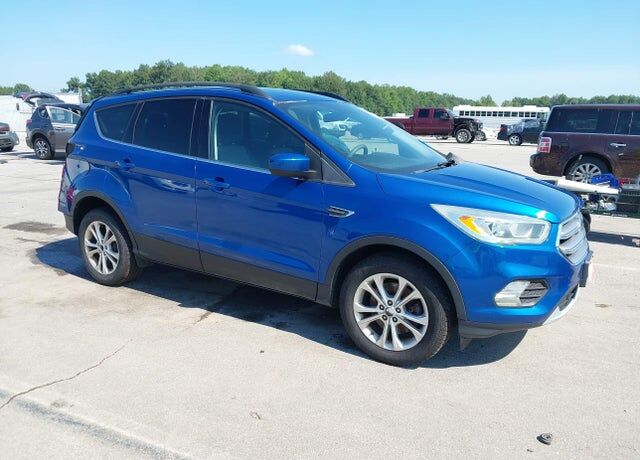 2017 FORD Escape